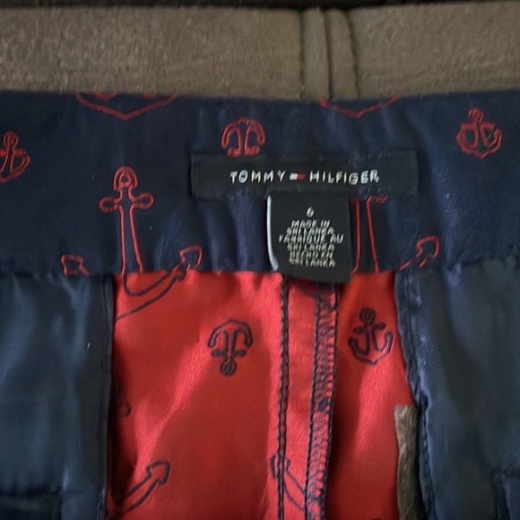 TOMMY HILFIGER Blue with Red Anchors Skirt Size 6 - Picture 5 of 6